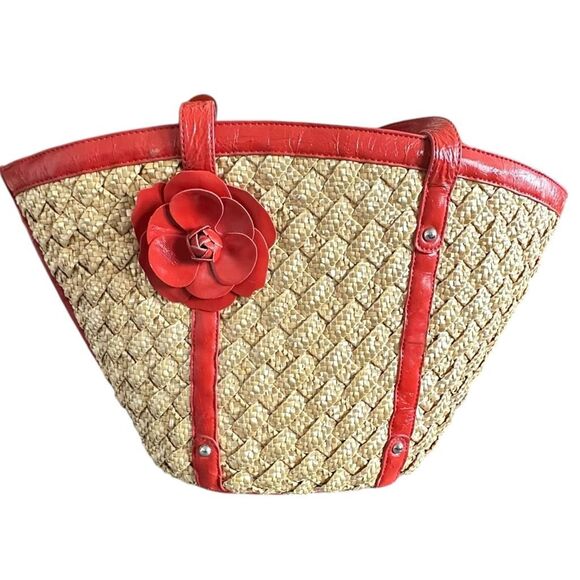 Coldwater Creek Handbags - Coldwater Creek Large Woven Straw Bucket Bag With Pouch Attached in Interior, Fa